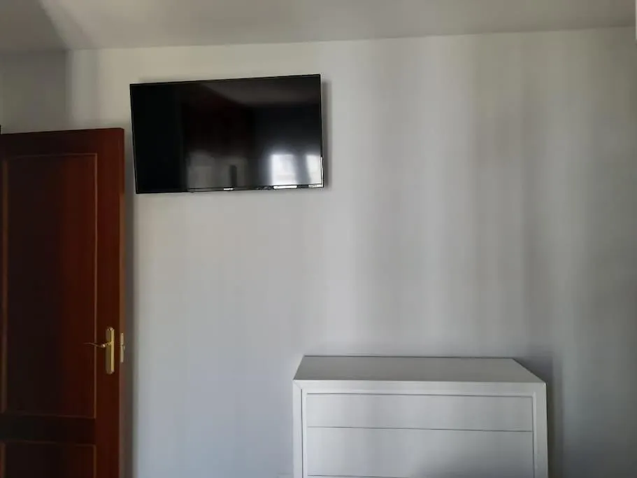 Bonito apartamento a 50 metros de la playa. San Luis de Sabinillas